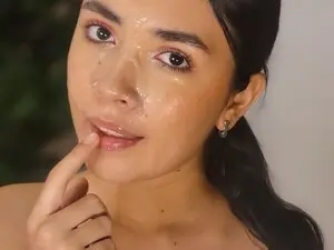 MiaValeria  live sex cam