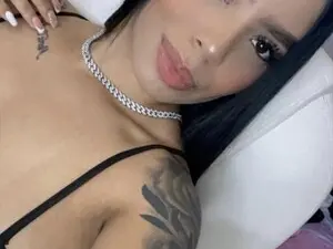 Ivanna_Adams  live sex cam