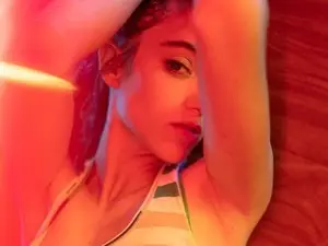 NaomiDee  live sex cam