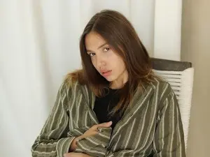 Oopsiealice  live sex cam