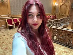 SweetieMeg  live sex cam