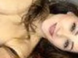 VanessaHott4u  live sex cam