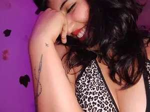 Azaharziiz  live sex cam