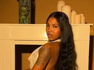 Pocahonta_p  live sex cam