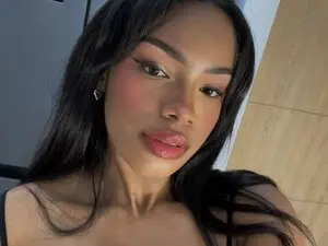 AlanaBale  live sex cam