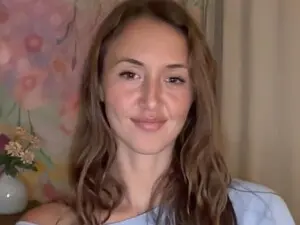 SarahBttrfly  live sex cam