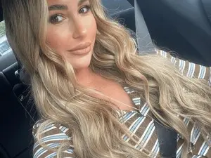 Hotmama5  live sex cam