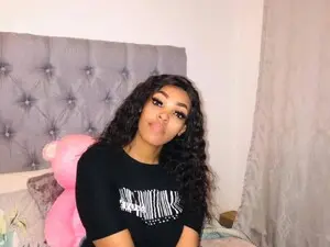 LadyLoveCandi  live sex cam