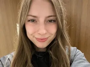 HurricaneLexi  live sex cam