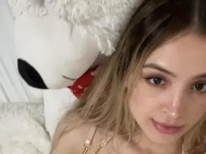 BeatrixNova  live sex cam