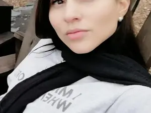 AronaVinicis  live sex cam