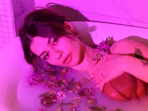 RiriBee  live sex cam