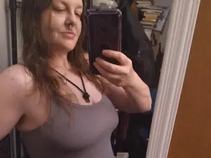 SHTFShowgirl  live sex cam
