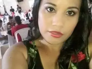 HANNAH_19  live sex cam