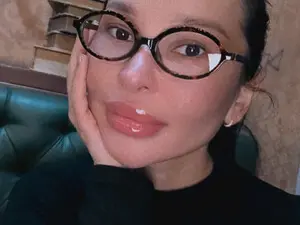 Geisha  live sex cam