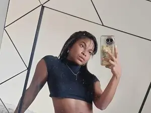 Vivianlatina  live sex cam