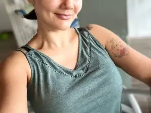 AngelaMar  live sex cam