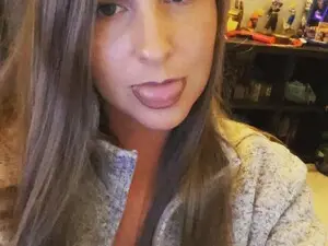 ZenZoey  live sex cam