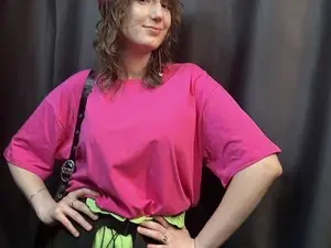 LoooneyTunes  live sex cam