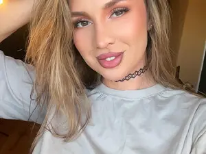 ElissaBeats  live sex cam