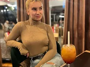 Anastasssia99  live sex cam