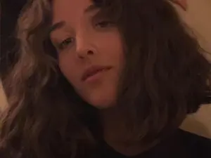 Sensually_active  live sex cam