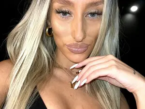 NatalieHot  live sex cam