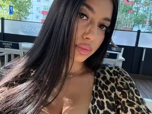 BetsyGonzale  live sex cam