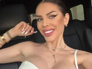 Love_Chloe_  live sex cam