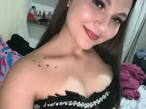Bambi_candy  live sex cam