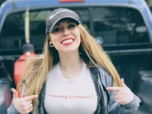 Daphnedawson  live sex cam