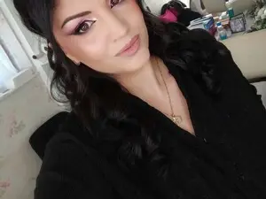 Michelleeeeee  live sex cam