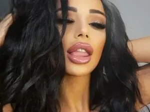S_I_M_Y  live sex cam