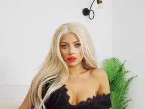 Tianna_fox  live sex cam