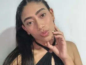 Vesperhale  live sex cam