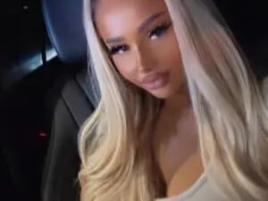 MelanieLexxx  live sex cam