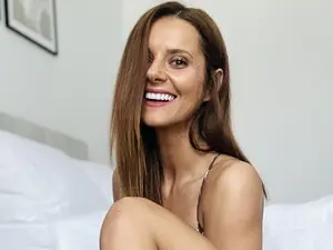 LilyRoselyn  live sex cam