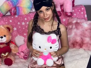MayaJenner  live sex cam