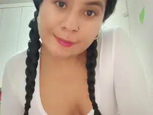 Paquitahot  live sex cam