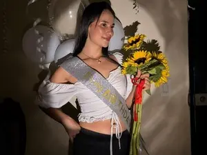 Ximtia_xs  live sex cam