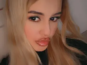 Nicollelove9  live sex cam