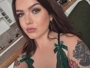 BellaFoxx  live sex cam