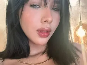 HilaryBrownn  live sex cam