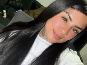 Martinez_cata  live sex cam