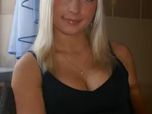 Hellollooll  live sex cam