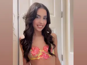 Stacie  live sex cam