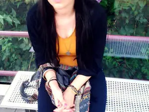 Albertaa1  live sex cam