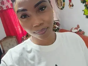 Salome_cute23  live sex cam