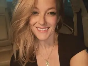 Britteebee  live sex cam
