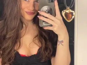 NataliePierce  live sex cam
